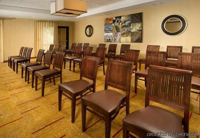 Hotel Courtyard By Marriott Waldorf Exterior foto